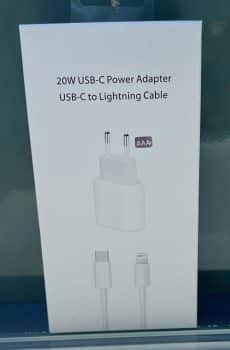 PD CHARGEUR 20W PRISE+CABLE BOITE